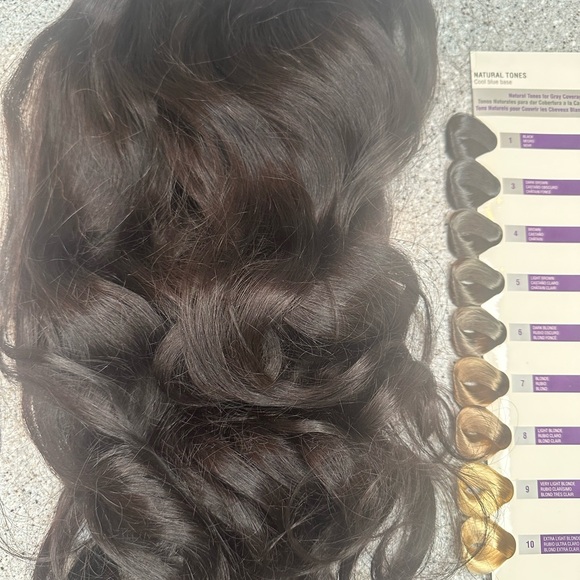 BELLAMI Dark Hair Clip In Extensions, 6 Pieces, 22inch - Picture 4 of 5